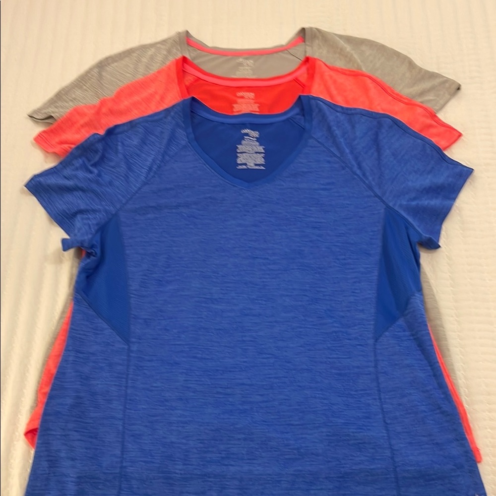 Danskin Fitted Short Sleeve T-Shirts